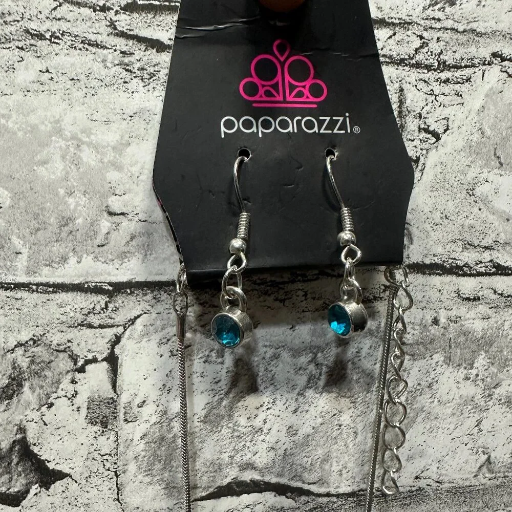 NWT Paparazzi Earring & Necklace Set Turquoise Silver